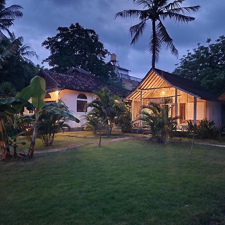 Kayu Cottage Τζίλι Τραγουανγκάν Εξωτερικό φωτογραφία