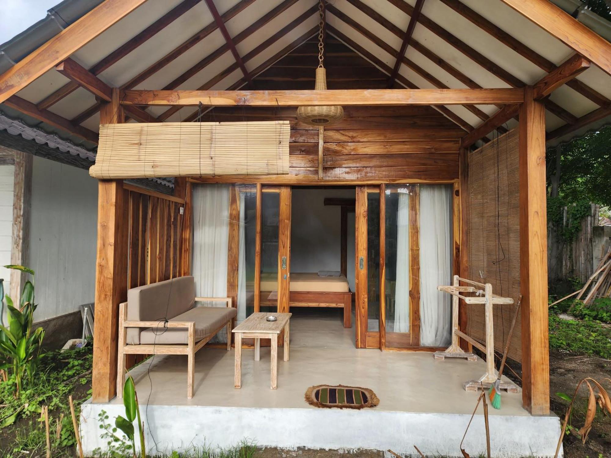 Kayu Cottage Τζίλι Τραγουανγκάν Εξωτερικό φωτογραφία